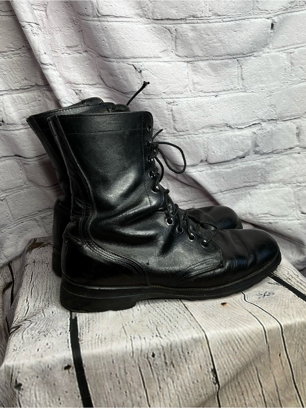 VTG Men's Black Leather Lace-Up Combat Military Vibram Lug Sole Boots Sz 14 READ